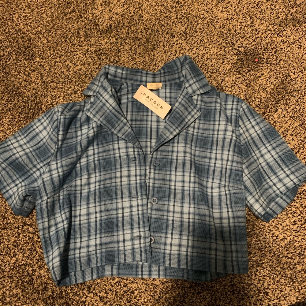 Blue plaid button up shirt